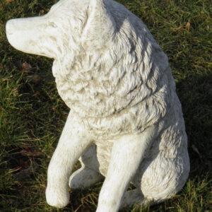 Sitzender Deko Wolf aus Beton für den Garten, 70 cm hoch 4