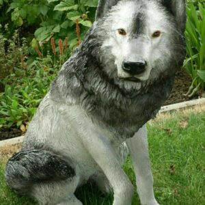 Gartendekofigur sitzender Wolf, 69 cm hoch 1
