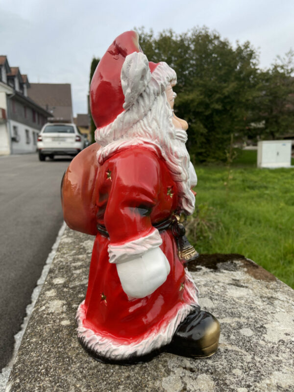 Kleiner Deko Weihnachtsmann für drinnen und draussen, 38 cm hoch 3