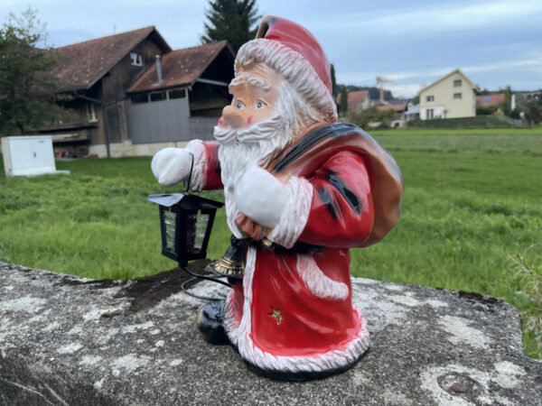 Weihnachtsmann Deko beleuchtet mit Laterne 230V, 40 cm hoch 5