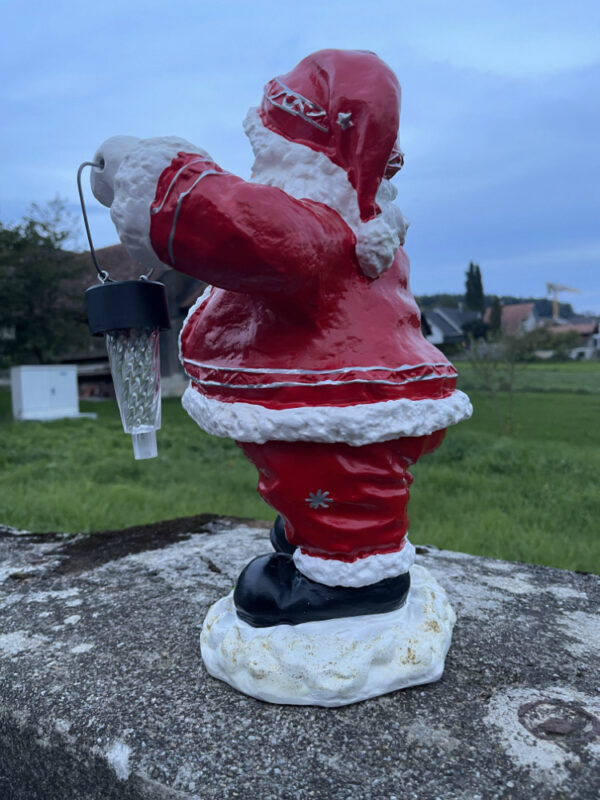 Nikolaus Gartenfigur mit Solarlampe und Skiern, 40 cm hoch 6