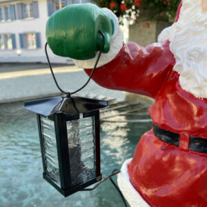 Weihnachtsmann outdoor beleuchtet mit 230V Laterne, H: 75cm 9