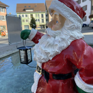 Weihnachtsmann outdoor beleuchtet mit 230V Laterne, H: 75cm 10