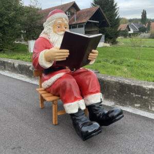 Sitzende Weihnachtsmann Deko draussen, mit Stuhl, 95cm hoch 5