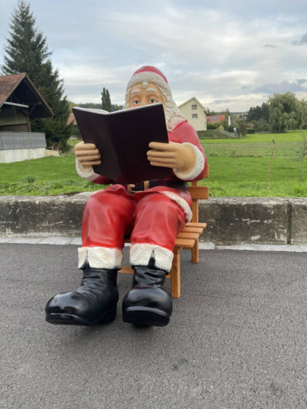 Weihnachtsmann Figur sitzend für draussen, mit Stuhl, H: 95cm 3