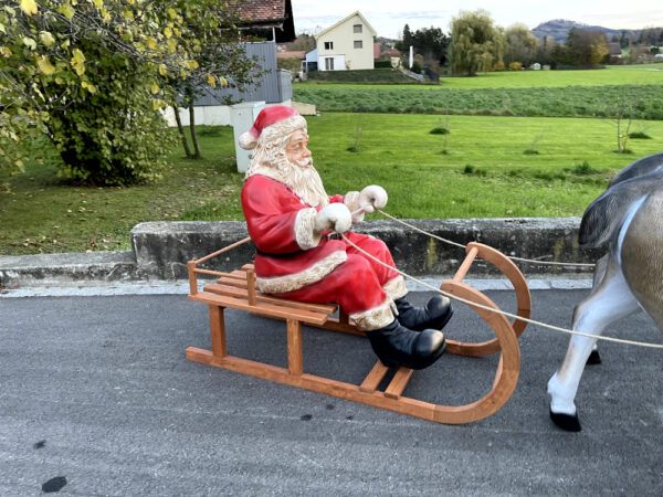 Weihnachtsmann mit Schlitten für aussen, mit Zügel, 130cm lang 6