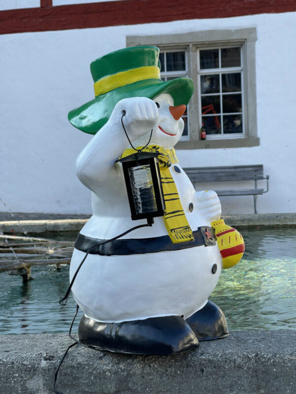 Beleuchteter Schneemann für draussen, mit Laterne, 65 cm hoch 6