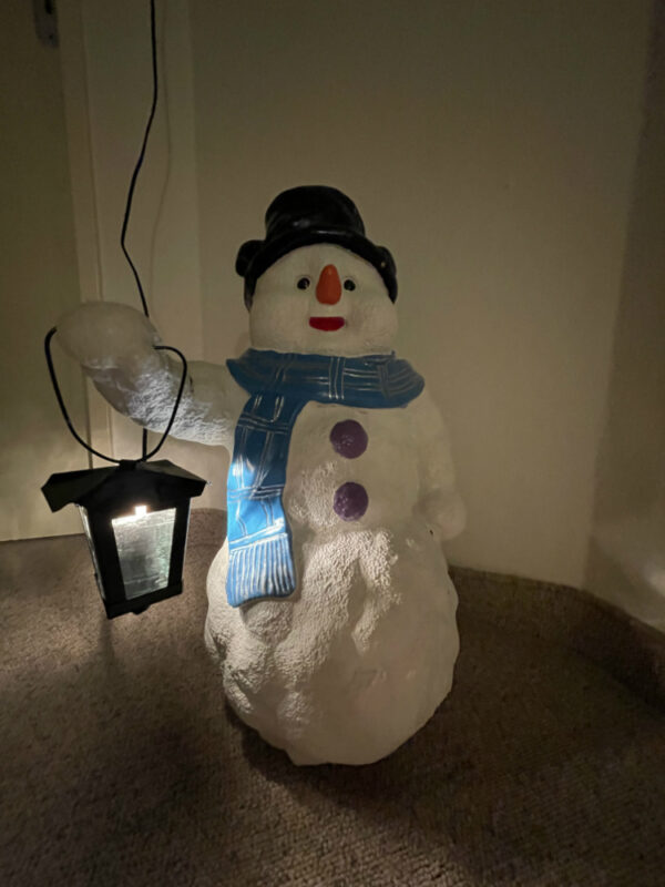 Weihnachtsdeko Schneemann LED Solarlampe, mit Topfhut, 50cm 2