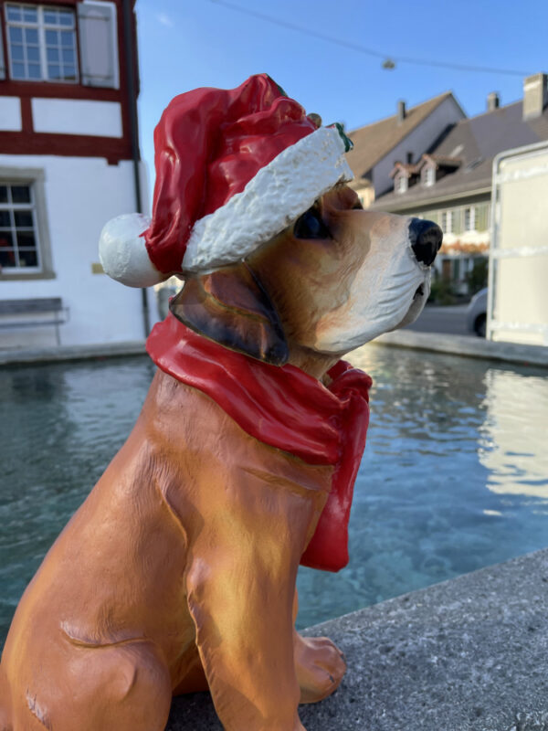 Weihnachtsfigur Deko Hund mit Nikolausmütze, 45 cm hoch 9