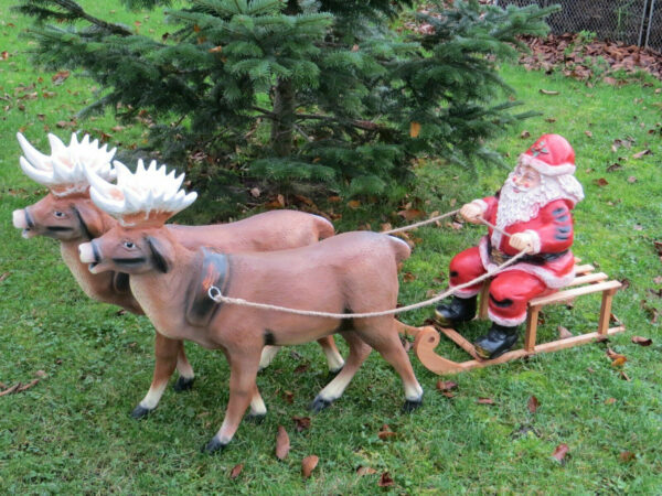 Weihnachtsmann mit Schlitten und 2 Rentieren, 140 cm lang