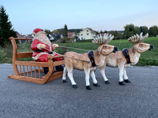 Weihnachtsschlitten mit Rentieren und Nikolaus, 160 cm lang