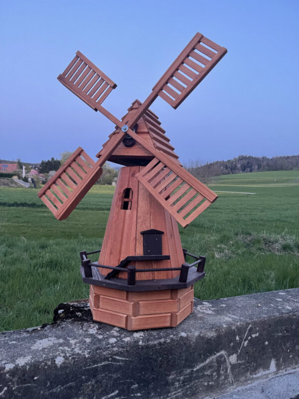 8-Eckige Gartenwindmühle, auch mit Solar, 120 cm hoch 3